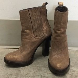 Tory Burch Sz 7.5 brushed leather metallic boots